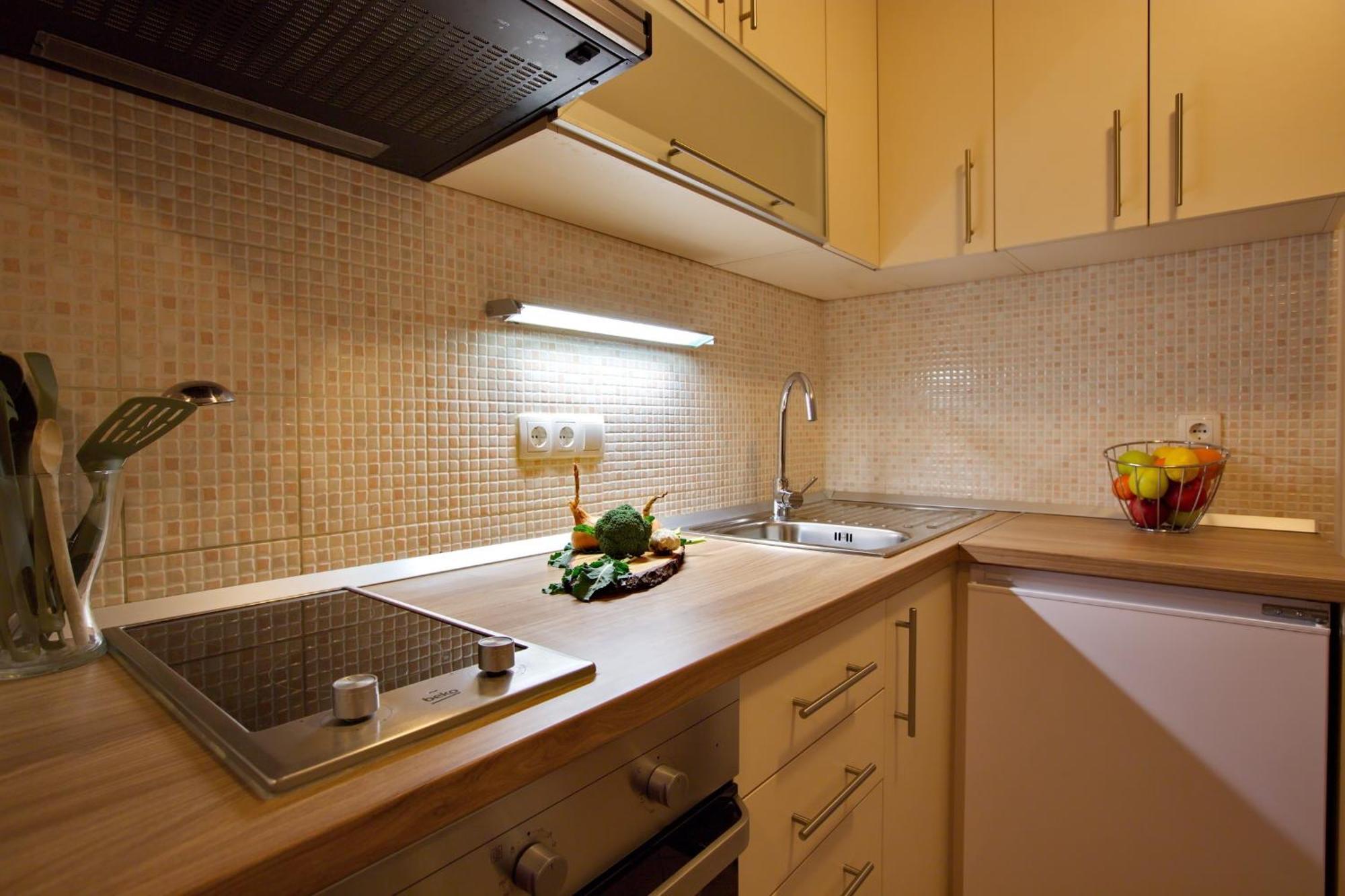 Apartments With A Parking Space Jelsa, Hvar - 8713 イェルサ 部屋 写真